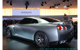 　東京モーターショー2005のプレス公開初日の19日、日産ブースにおいて同社代表取締役社長兼CEOのカルロス・ゴーン氏がブリーフィングを行ない、次期型GT-Rのコンセプトモデル「GT-R PROTO」を披露した。の画像