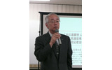 ケイ・オプティコムの久保忠敏氏（常務取締役）。公正な競争のもと、民間事業者が切磋琢磨できる環境が必要だと説くの画像