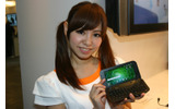 シャープ製のAndriod端末IS01の画像