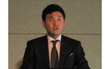 11月9日都内にて、楽天の2005年度第3四半期決算説明会が開催された。顧客情報漏洩事件とTBS買収という、正負両面で社会的に大きな話題を振りまいた今期だったが、1〜9月の累計売上高が810億円になり「いよいよ1兆円が見えてきた」と自信のほどをのぞかせた。の画像