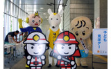 (前段)消太くん、(後段左から)デンパくん、地デジカ、センサスくんの画像