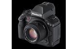 　マミヤ・オーピーは、有効2,130万画素CCD搭載の中判デジタル一眼レフカメラ「Mamiya ZD」を12月21日に発売する。価格はオープンで、実売予想価格は131万円前後（ボディのみ）。の画像