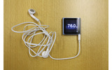 iPod nanoにはFMラジオを搭載。イヤホンがアンテナの役目を果たすの画像