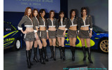 　東京オートサロン2006のコンパニオン写真集第13弾は、スバルブースから。の画像