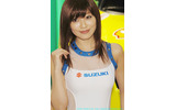 　東京オートサロン2006のコンパニオン写真集第14弾は、スズキブースから。の画像