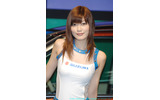 　東京オートサロン2006のコンパニオン写真集第14弾は、スズキブースから。の画像