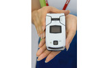 　WiMAXやCDMA EV-DOなどと並んで、移動通信の高速化技術である「HSDPA」。WIRELESS JAPAN 2006では、NTTドコモとNECのブースで実機によるデモンストレーションを行っている。の画像