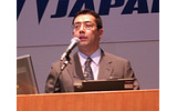　7月19日（水）、東京ビッグサイトにおいて、「WIRELESS JAPAN 2006」が開催された。ここでは、会議棟レセプションホールにおいて午後に催されたワイヤレスカンファレンス2006基調講演A-5の「WiMAX/WiFi ワイヤレスブロードバンドとしての無線通信」について報告する。の画像