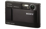 　ソニーは、有効720万画素の1/2.5型CCDを搭載し、光学式手ブレ補正機能とISO1,000に対応した薄型デジカメ「サイバーショット DSC-T10」を8月25日に発売する。価格はオープンで、実売予想価格は4万円前後。の画像