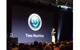 　アップルコンピュータは、2006年8月7日（現地時間）、米国サンフランシスコで開催中のアップル世界開発者会議 基調講演にて、Mac用の新オペレーティングシステム「Mac OS X 10.5（開発名：Leopardレパード）」を初公開した。の画像