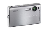 3型液晶搭載のCOOLPIX S7の画像