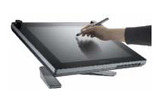 　日本サムスンは22日、17型液晶タブレットディスプレイ「SyncMaster 720TD」とWindows CEを搭載した17型ネットワーク液晶ディスプレイ「SyncMaster 711ND」を法人向けに販売開始した。価格はオープン。の画像
