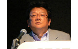 　幕張メッセで行われている総合展示会「CEATEC JAPAN 2006」にて開催2日目となる4日、「Yahoo! JAPANが推進する『Yahoo! Everywhere戦略』」と題した基調講演がヤフー代表取締役社長・井上雅博氏によっておこなわれた。の画像