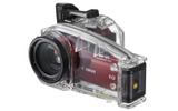 「iVIS HF M52」に別売オプションのウォータープルーフケースを装着したイメージの画像