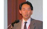 「SoftBank HTC X01HT」の説明を行った、ソフトバンクモバイル MD統括部長 村越正之氏の画像