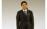 スピーチを行う安倍総理の画像
