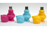 　フリフリカンパニーとソリッドアライアンスは10日、熊のフィギュア型256MバイトUSBメモリ「FATBEAR USB flash drive」を発売した。価格は3,980円。の画像