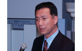 KDDI執行役員ブロードバンド・コンシューマ事業本部長 牧俊夫氏の画像