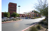 CHELSEA PREMIUM OUTLETS。全米で37箇所あり日本には5箇所展開しているの画像