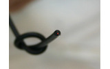 1mmのPOFは、これくらいの結び目を作ってもOKだそうだ。画面には映っていないが、同様な結び目は3箇所あるの画像