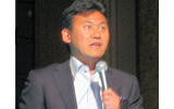 　楽天は15日、2006年通期および第4四半期決算説明会を開催した。2006年度通期の業績としては、全体の売上高は2,032億円（前年比＋56.6％）、EBITDA（税前利益に支払利息と減価償却費を加えた金額）は事業再構築を行った楽天KCの影響で390.8億円（−1.9％）の微減となった。の画像