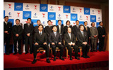 全社が揃って明日からの実験開始に臨むの画像