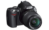 AF-S DX ズームニッコール ED 18-55mm F3.5-5.6GII ブラック 装着時の画像