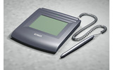 　ワコムは15日、ドイツで開催される「CeBIT 2007」に「サイン認証専用液晶ペンタブレット」のプロトタイプを出展することを発表した。また、4月から国内と欧米アジアに向けてサンプル出荷も行う。の画像
