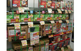 店内にズラリと並ぶLAN接続型のハードディスクの画像