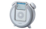 ホワイトモデルの「LDS-iALARMWH」。驚くほど目覚ましチック(iPod本体は別売り)の画像
