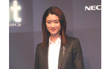 小雪&山口紗弥加BBムービー‘it’、2/29より〜NECが世界に向け企業メッセージを発信の画像