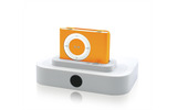 iPod shuffle、iPod Universal Dockとの接続例(iPod shuffleおよびiPod Universal Dockは付属しない)の画像