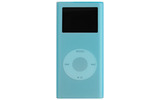 　レイ・アウトは31日、第5世代iPod/第2世代iPod nano/第2世代iPod shuffle用に、シリコンジャケットやACアダプタ、イヤホン巻き取りなどをワンパッケージ化したセット製品全5シリーズを発表。6月上旬から順次出荷する。価格はオープン。の画像