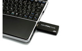 　フォーカルポイントコンピュータは1日、さまざまな動画ファイルをMPEG-4形式に高速変換するUSB2.0ハードウェアエンコーダ「Instant Video To-Go」を発表。6月中旬発売。同社直販サイトで予約を受け付け中。直販価格は14,800円。の画像