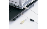 TK-CLN10UとノートPCとの接続例（ノートPCは付属しない）の画像