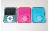 Clear Crystal Case for 3rd iPod nano(左からクリア/クリアピンク/クリアブルー、iPod nanoは付属しない)の画像