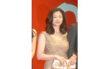 　竹内結子、宮沢りえ、中谷美紀、広末涼子ら、セクシーなドレスで登場し「第20回東京国際映画祭」を華やかに盛り上げた豪華女優の写真を紹介する。の画像
