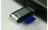 接続例（USBアダプタ使用時、PCは付属しない）の画像