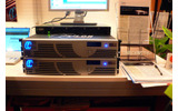 Isilon IQクラスタストレージシステムの「IQ 12000」。12Tバイトのストレージを有するの画像