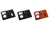 PRIE TUNEWALLET for iPod classic（左からB/R、B/W、Sienna。iPodは別売）の画像