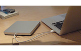ただ一つのUSB2.0ポートに光学ドライブを接続してみた、しっくりくるの画像