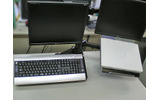 ノートPCアームとキーボードアーム使用時の画像