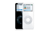 第1世代iPod nanoのブラックとホワイトモデルの画像