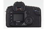　キヤノンは、有効820万画素APS-Cサイズ（22.5×15.0mm）のCMOSを搭載し、毎秒5コマの連写が可能なデジタル一眼レフカメラ「EOS 20D」を9月下旬に発売する。の画像