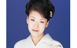 市川由紀乃の画像