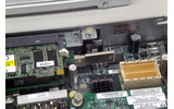 あらかじめ仮想ソフトをロードしたUSBデバイスを装着して納品の画像