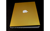 MacBookプロテクター（ゴールド）の画像
