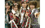 AKB48(小嶋陽菜、高橋みなみ、峯岸みなみ、浦野一美)の画像