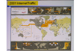 　「地球を光ファイバーのじゅうたんに」。「Interop Tokyo 2008」にて行われた慶應義塾大学環境情報学部教授の村井純氏による基調講演「地球とインターネット〜人と社会と科学技術のイノベーション〜」での言葉だ。の画像