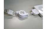 　エバーグリーンは同社直販サイト「上海問屋」にて、iPod用「DN-USB/iPod」と、Nintendo DS用「DN-USB/Nintendo DS」の2機種のUSB接続充電ケーブルを発売した。ともに直販サイト価格が399円。の画像